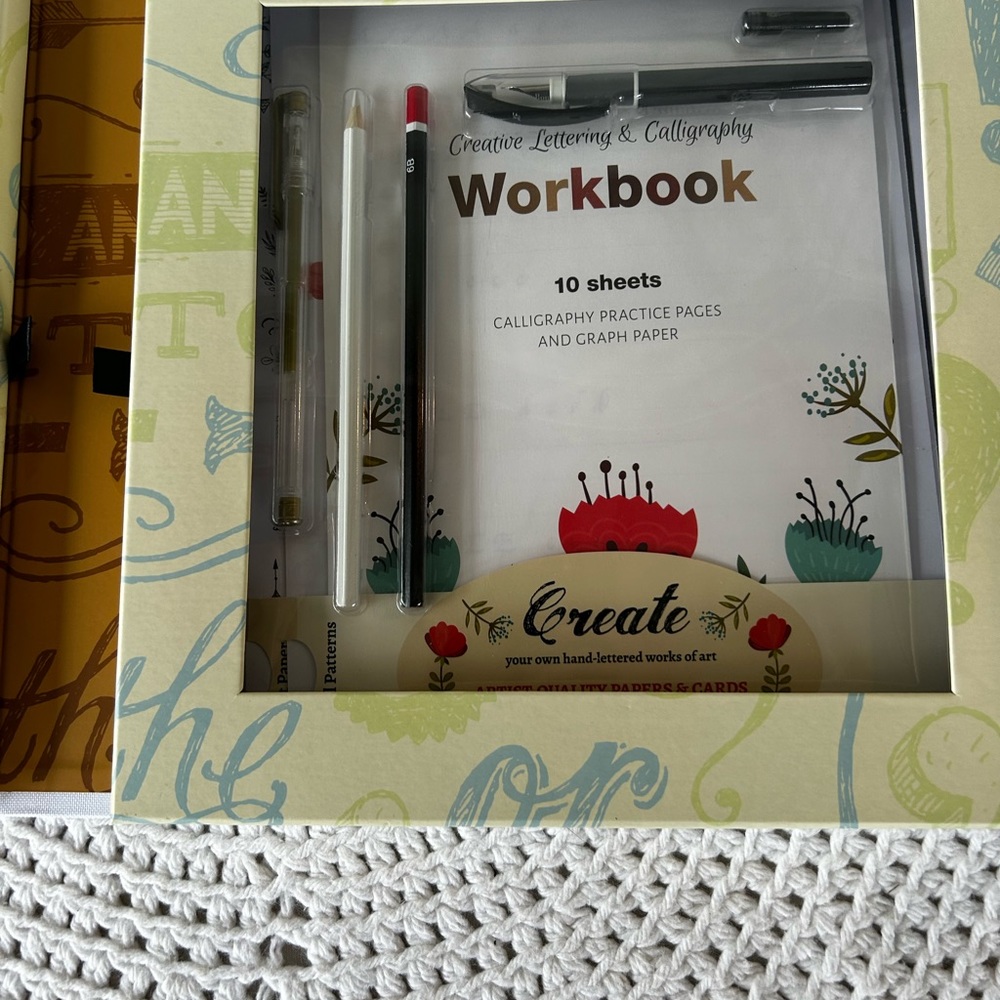 Artschool Creative Lettering & Calligraphy Spicebox Set, New! - Picture 4 of 5